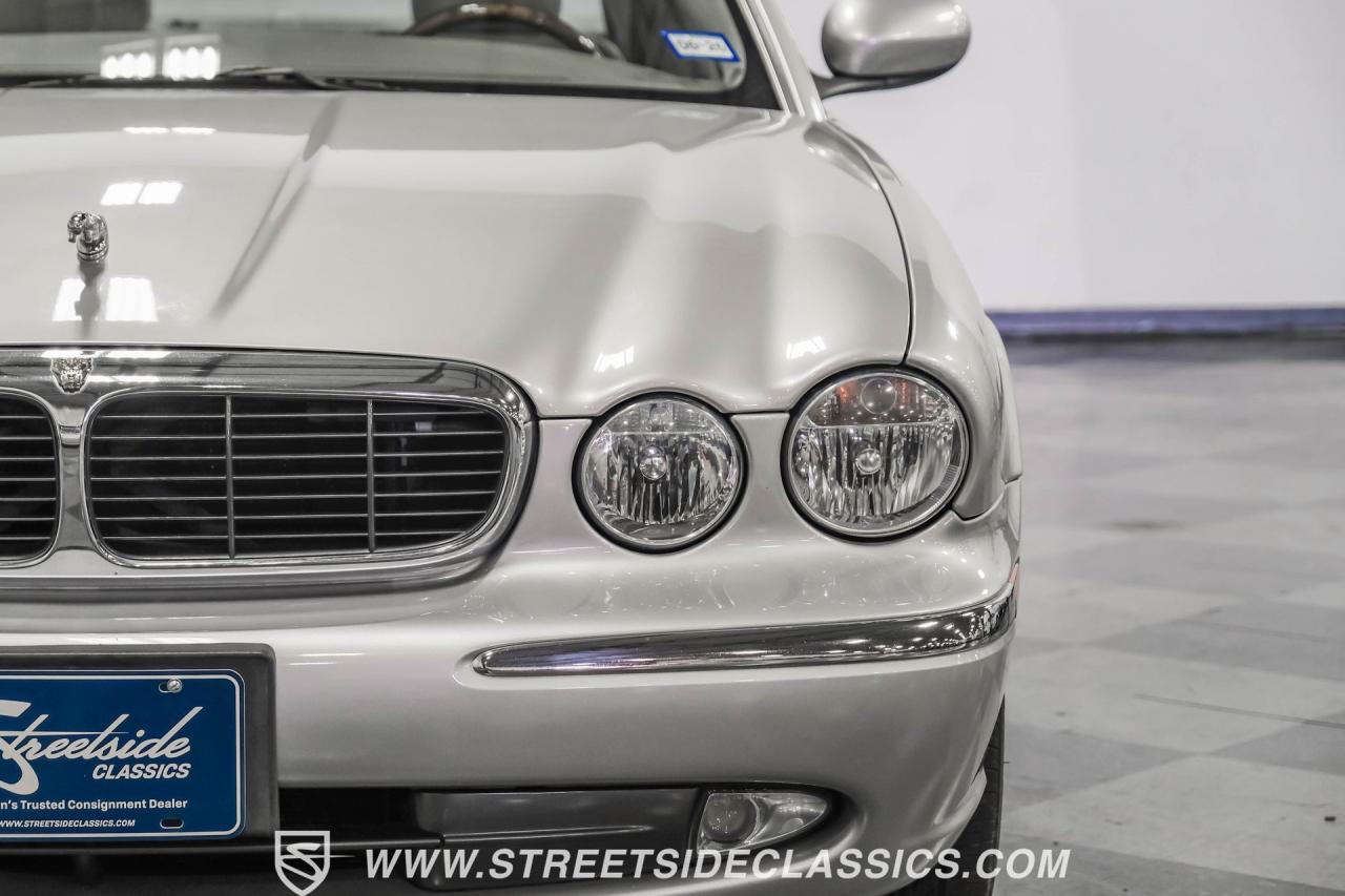 2004 Jaguar XJ8