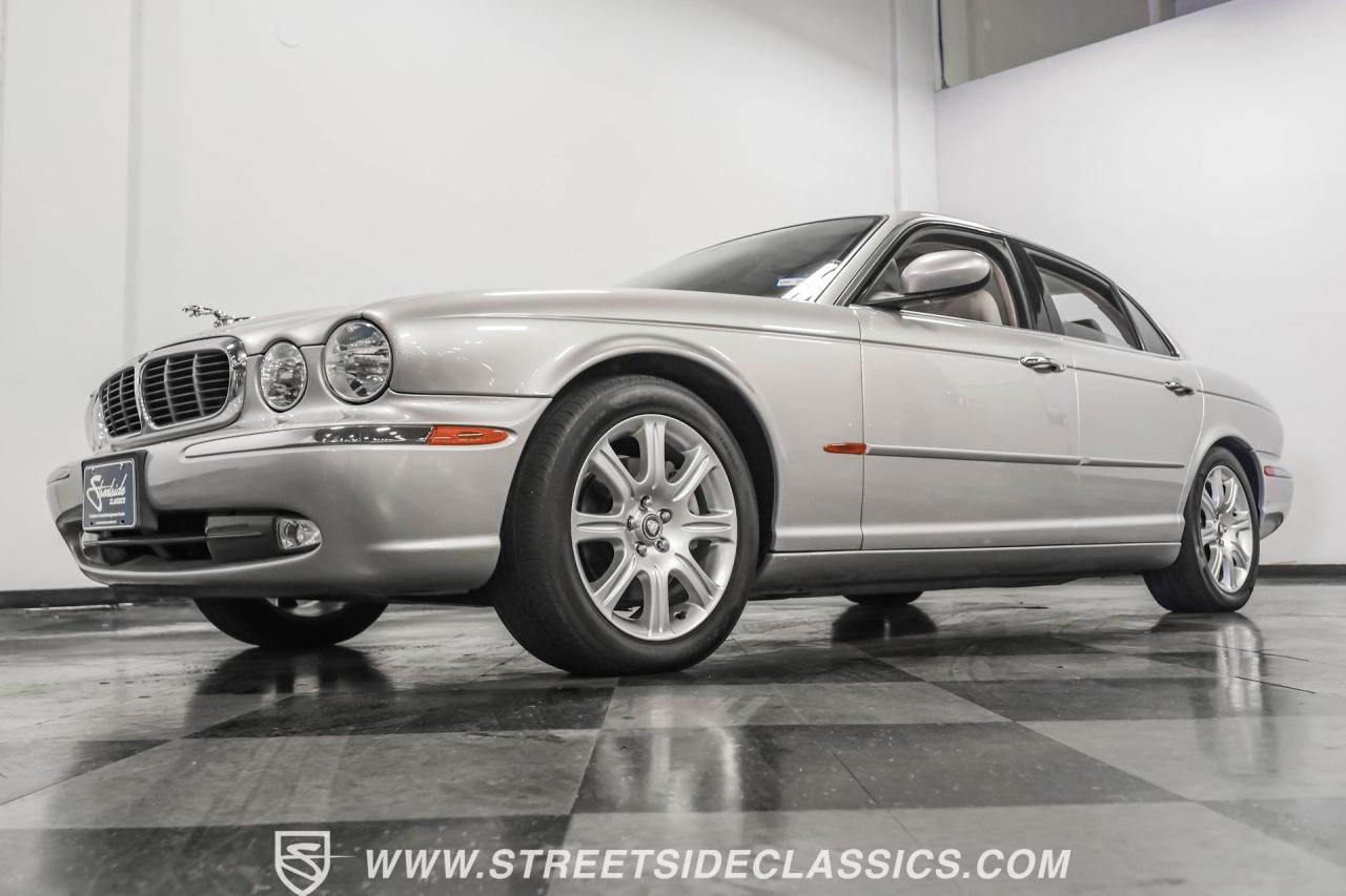 2004 Jaguar XJ8