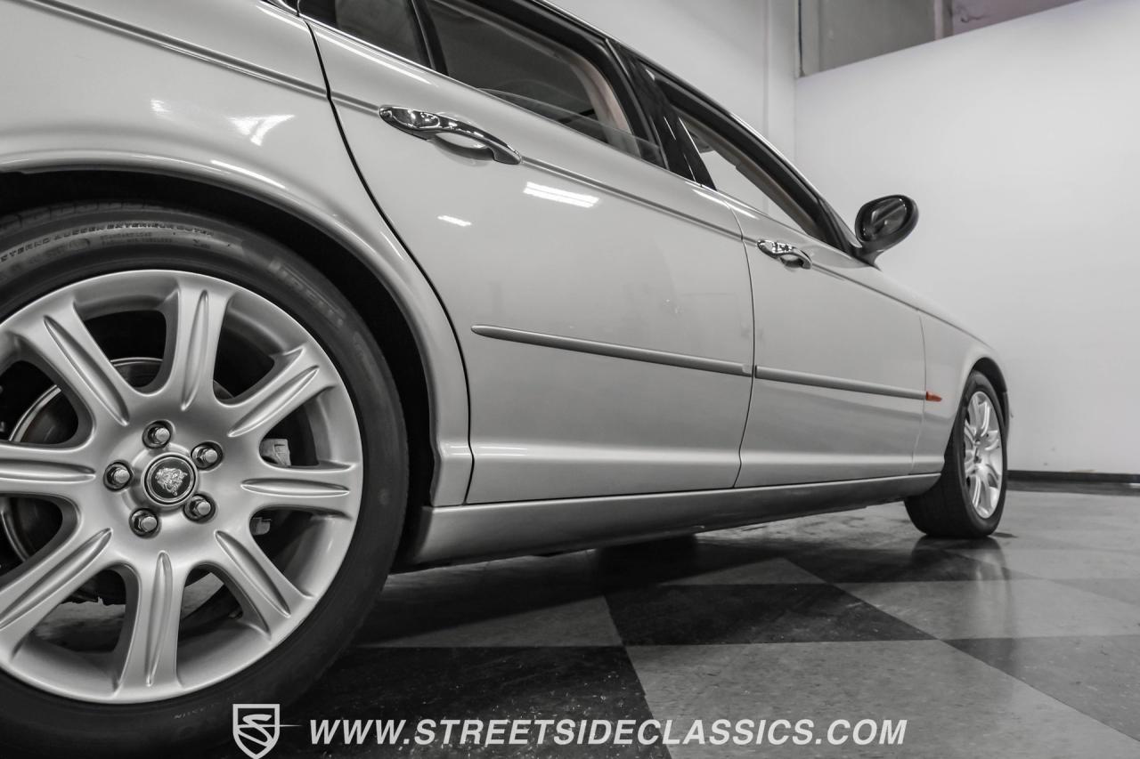 2004 Jaguar XJ8
