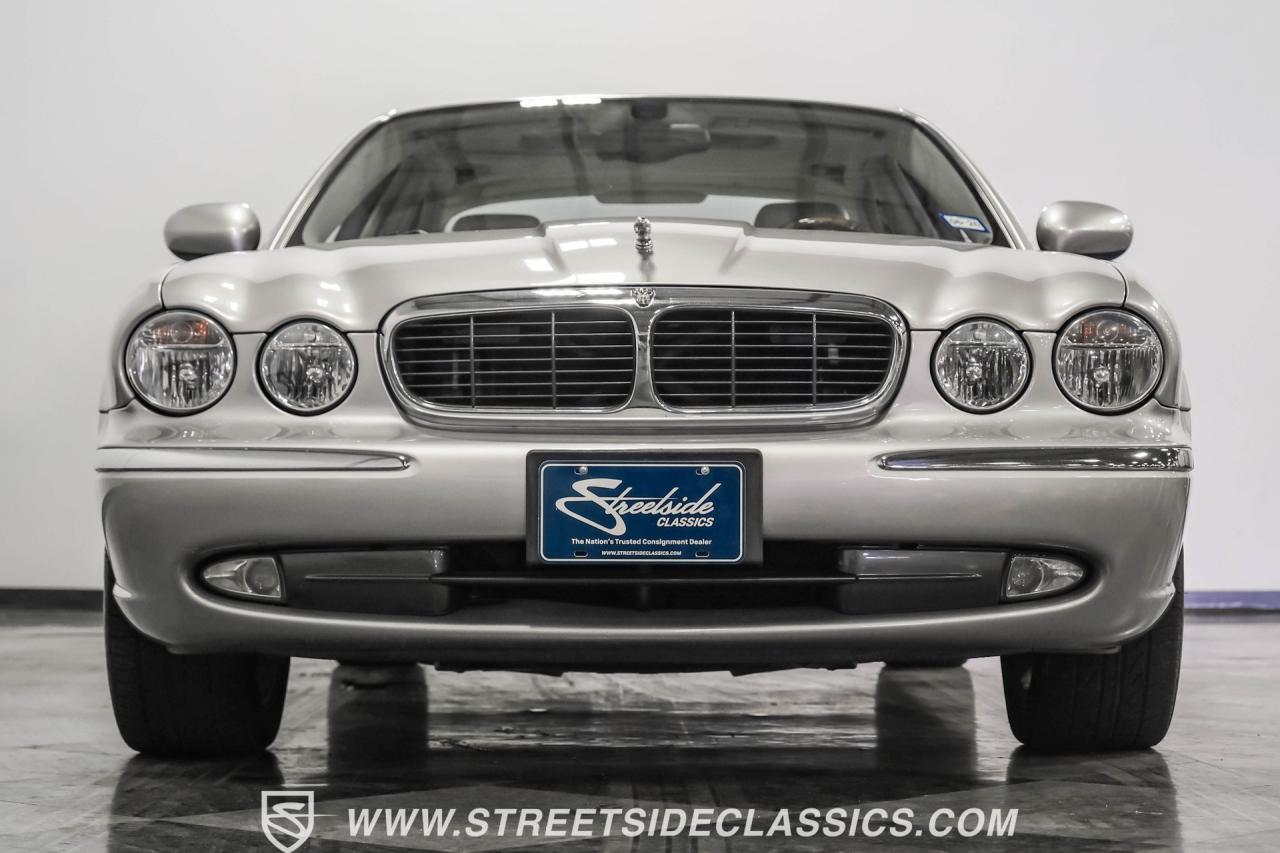 2004 Jaguar XJ8