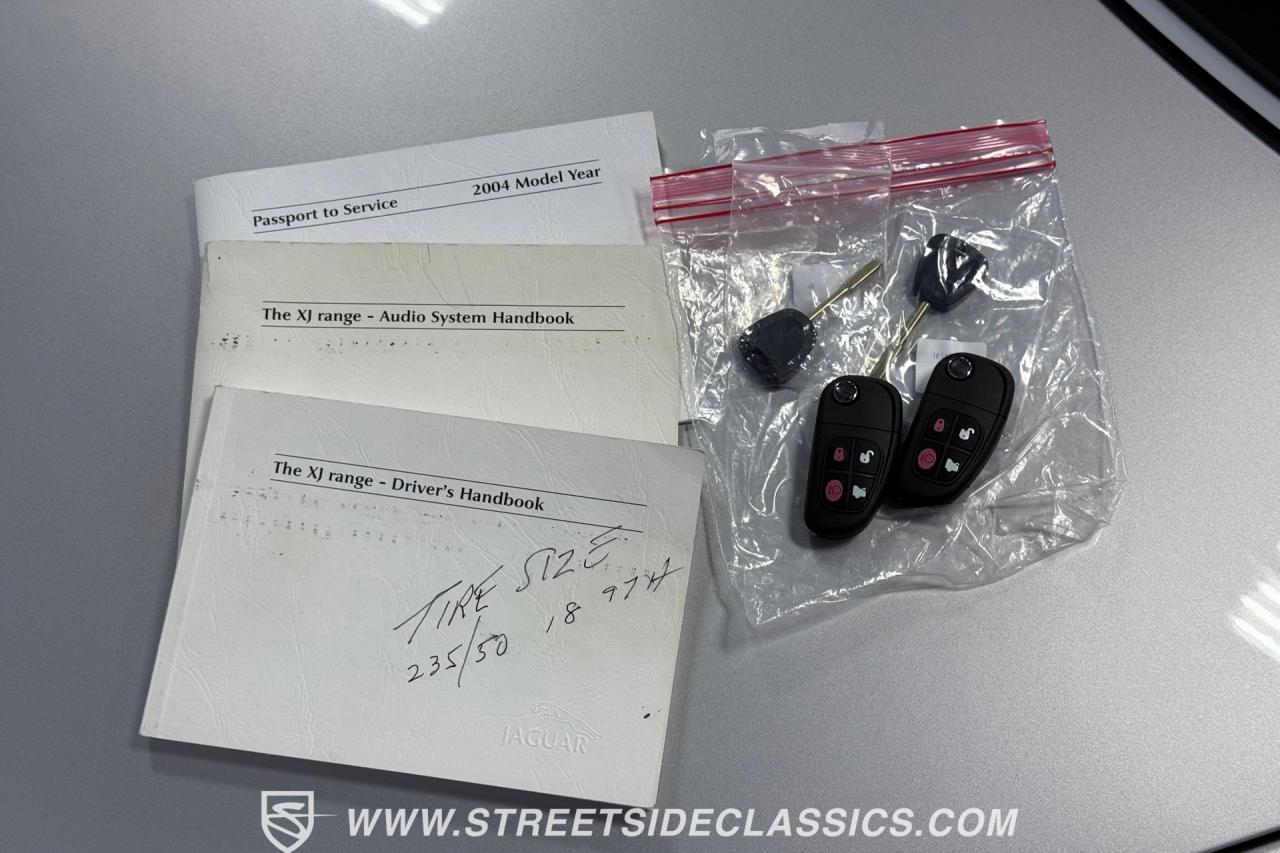 2004 Jaguar XJ8