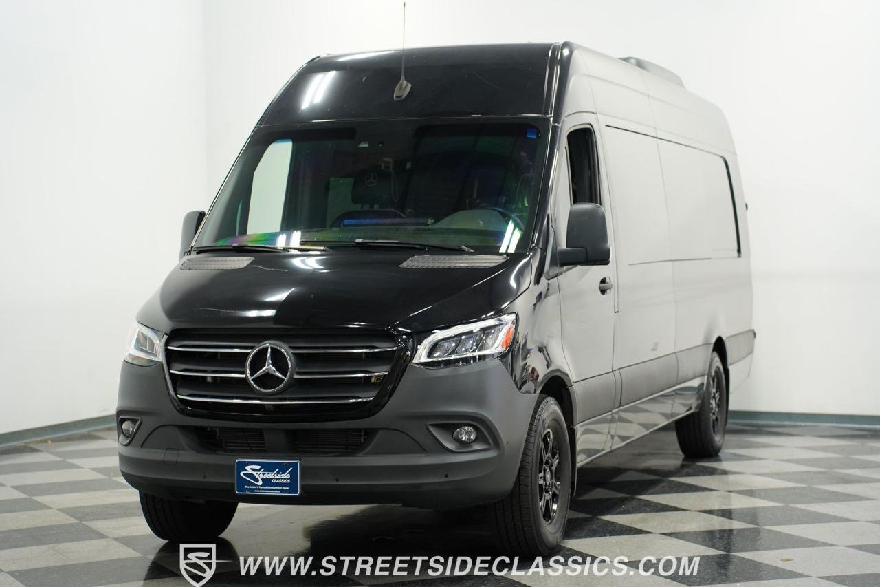 2022 Mercedes - Benz Sprinter