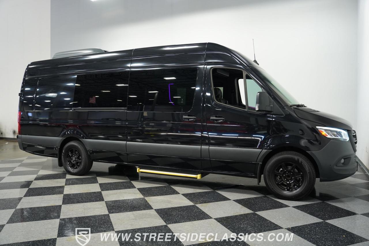 2022 Mercedes - Benz Sprinter