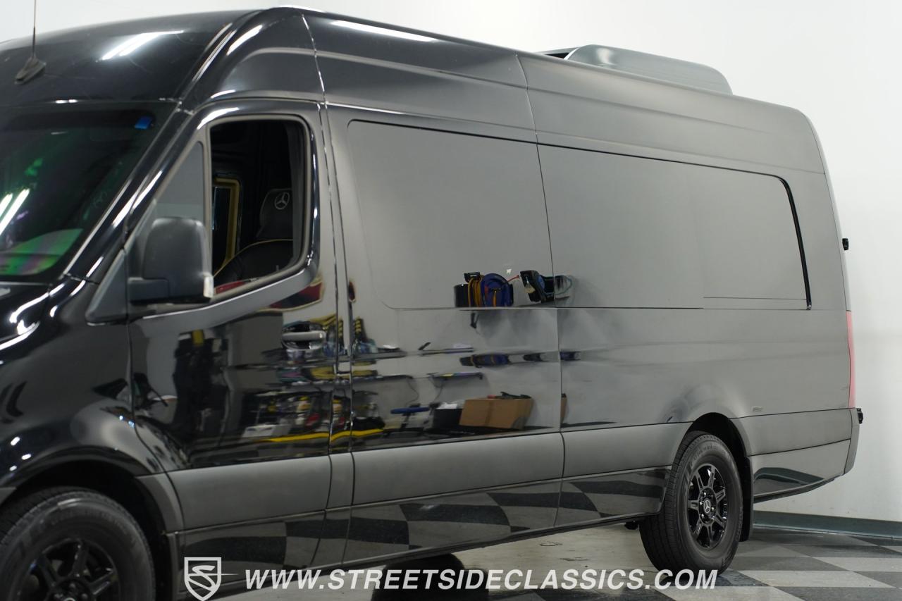 2022 Mercedes - Benz Sprinter