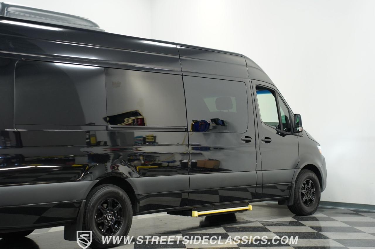 2022 Mercedes - Benz Sprinter