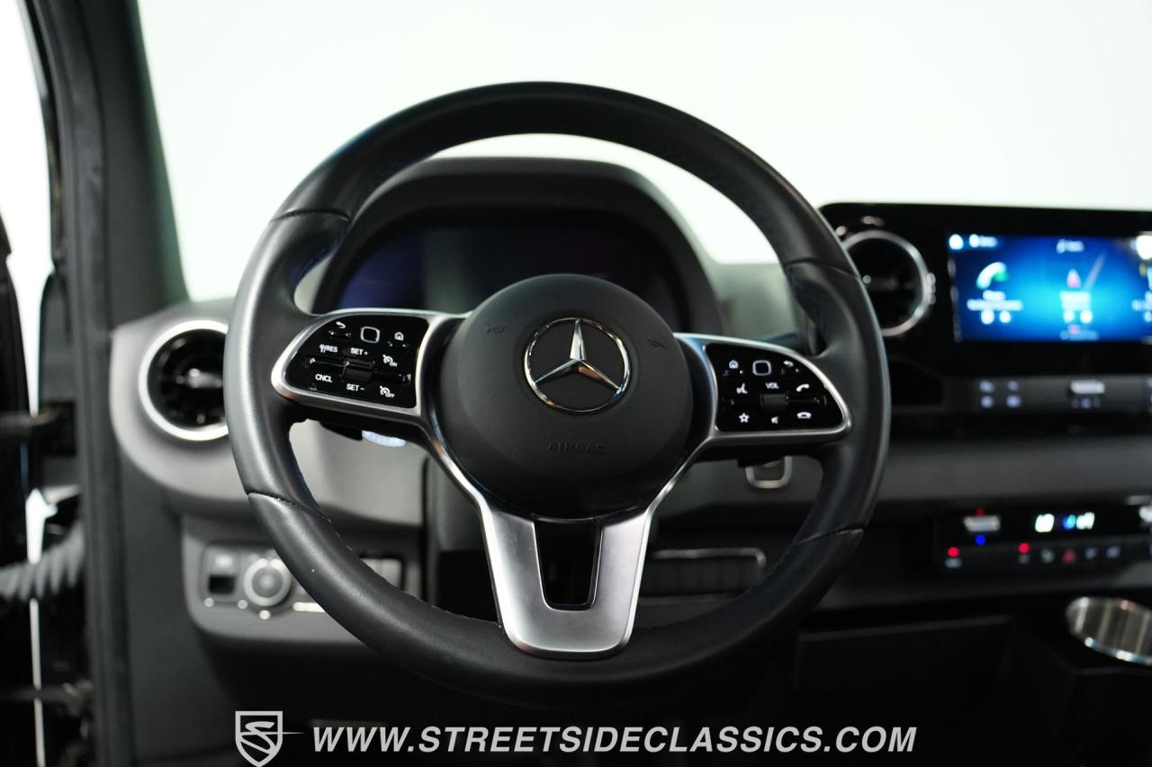 2022 Mercedes - Benz Sprinter