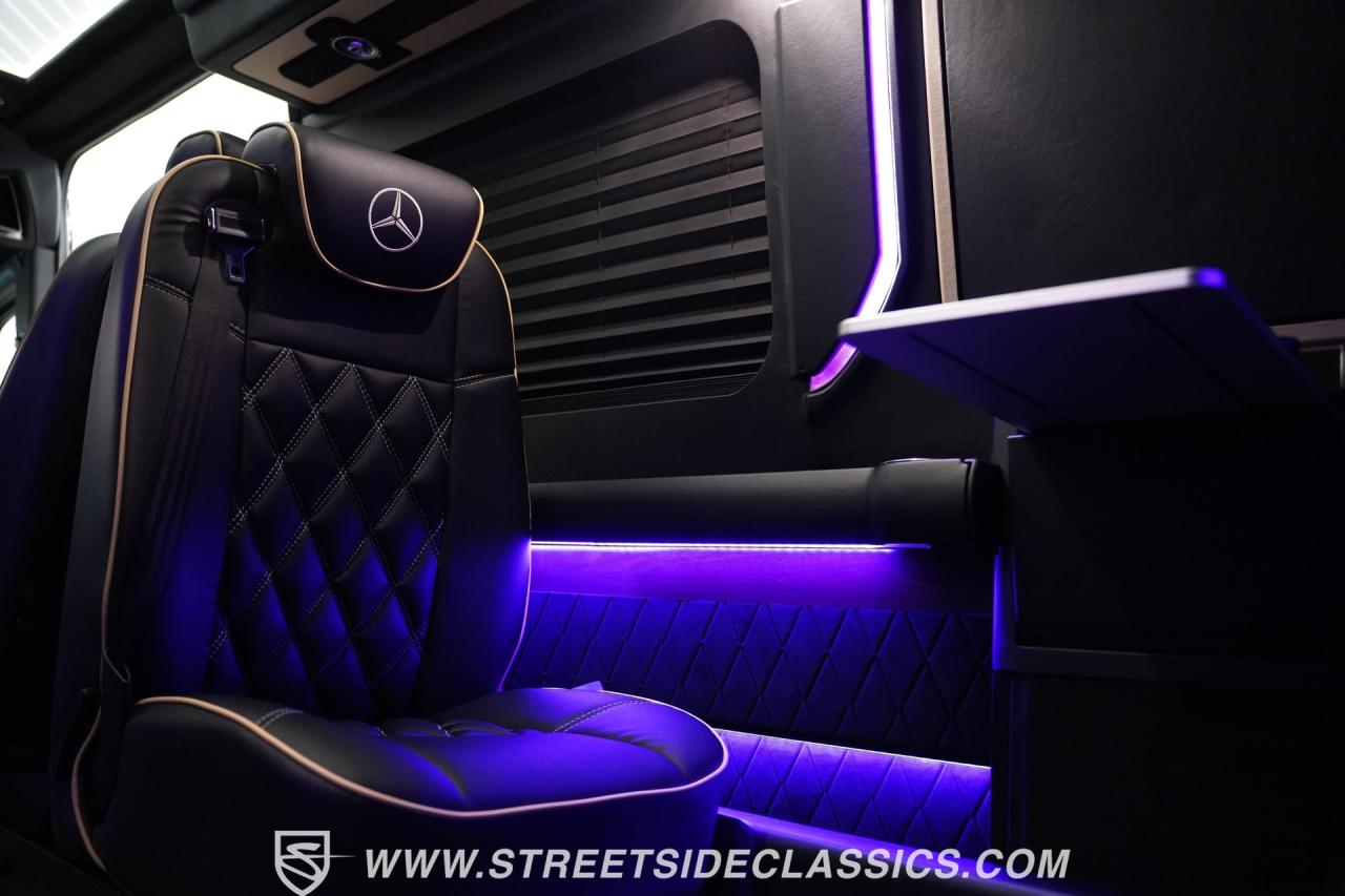 2022 Mercedes - Benz Sprinter