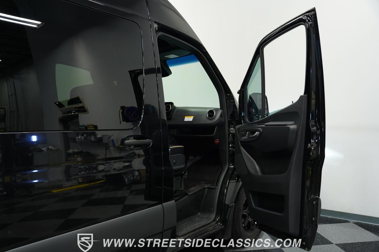 2022 Mercedes - Benz Sprinter