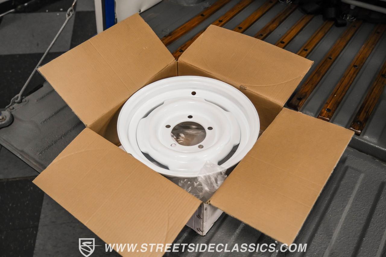 1961 Willys Jeep Wagon 4X4