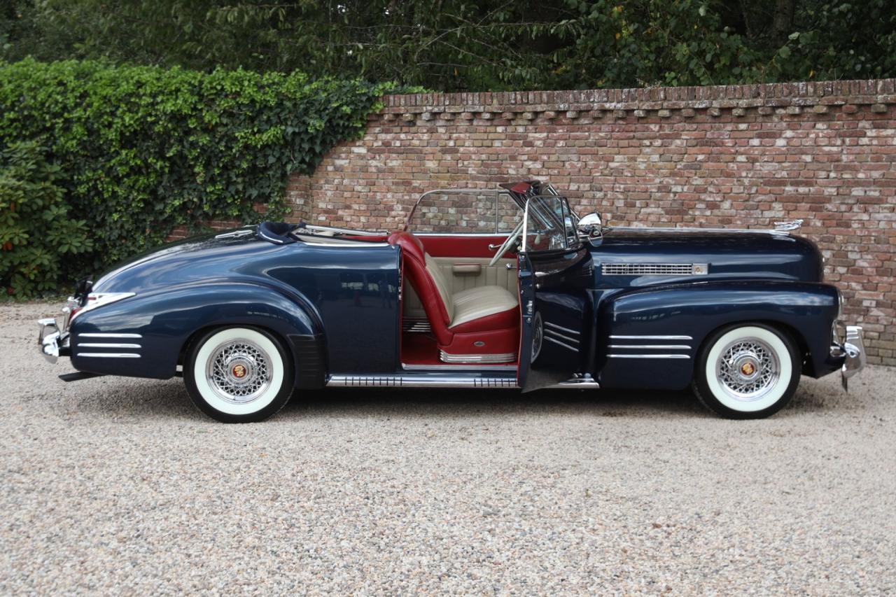 1941 Cadillac Series 62 Convertible Coupe