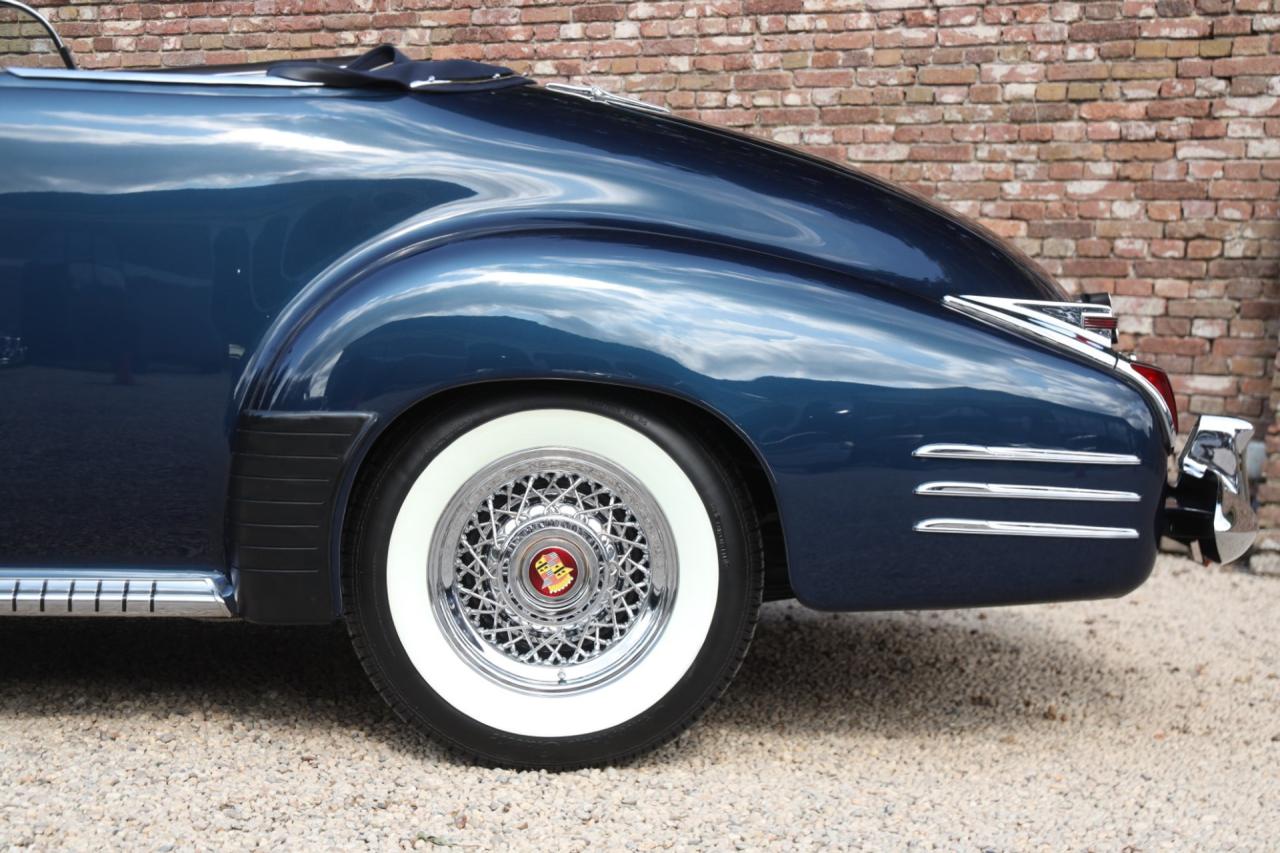 1941 Cadillac Series 62 Convertible Coupe