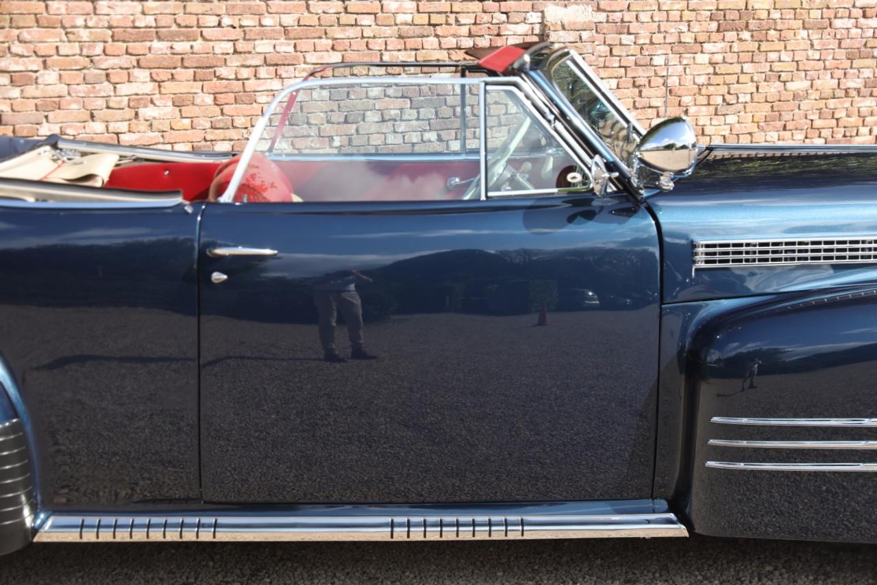 1941 Cadillac Series 62 Convertible Coupe