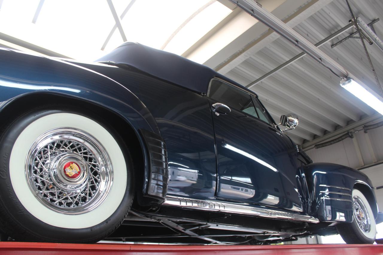 1941 Cadillac Series 62 Convertible Coupe