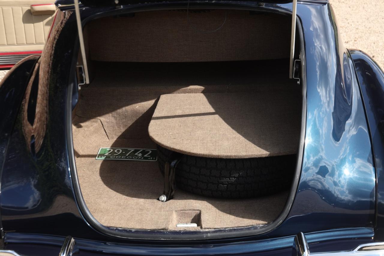 1941 Cadillac Series 62 Convertible Coupe