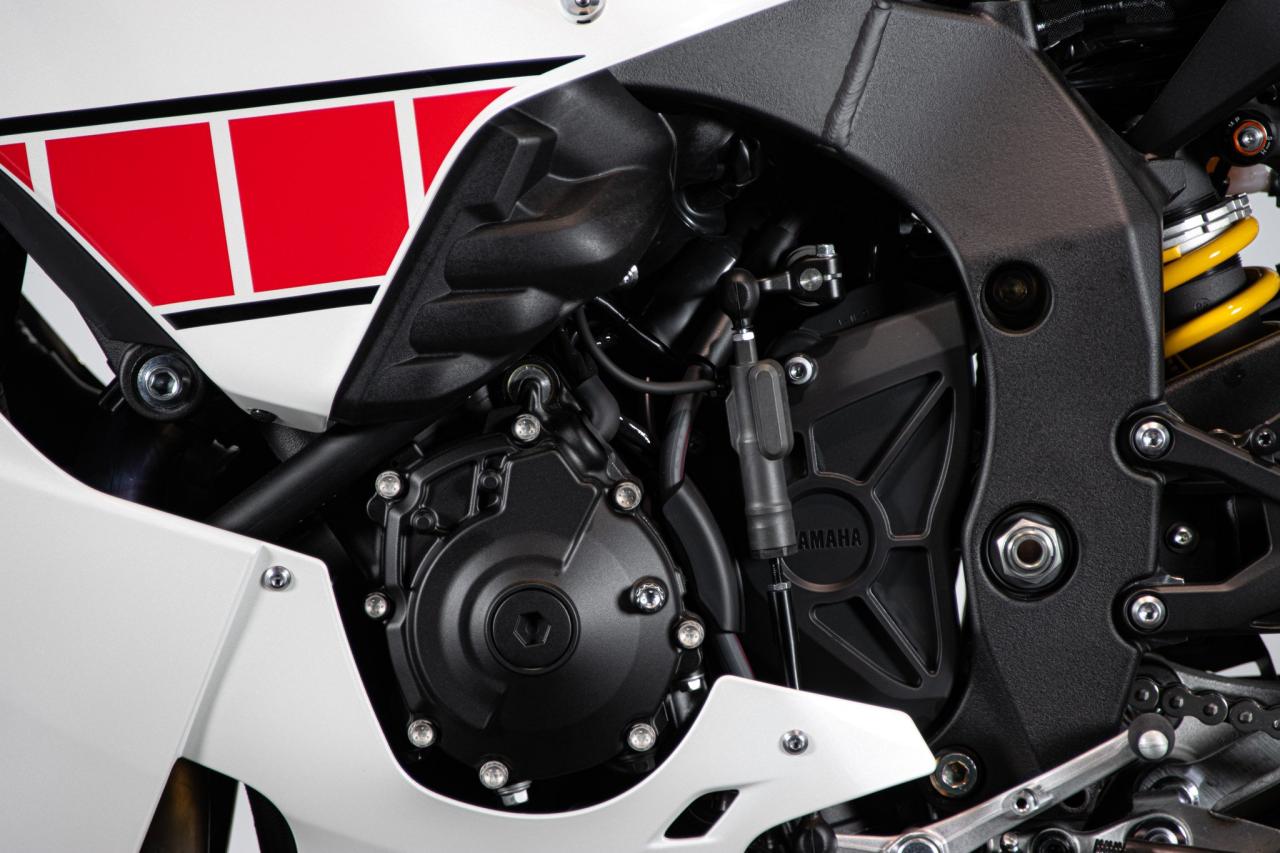 2023 Yamaha R1 60&deg;th ANNIVERSARIO