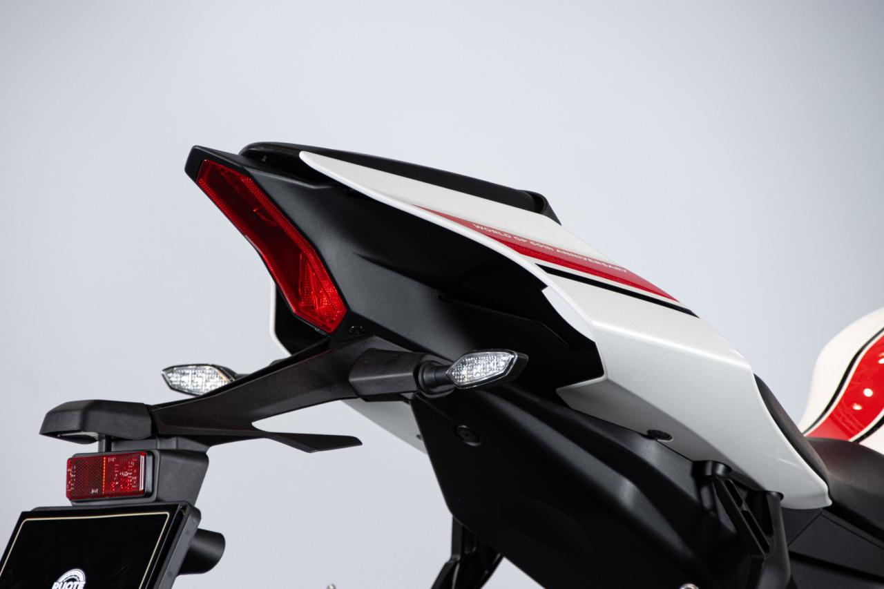 2023 Yamaha R1 60&deg;th ANNIVERSARIO