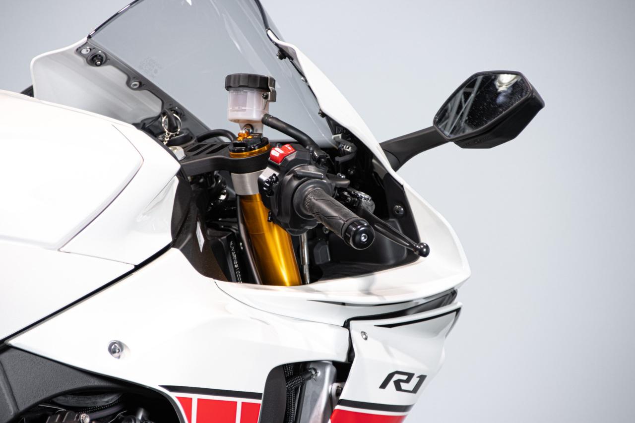 2023 Yamaha R1 60&deg;th ANNIVERSARIO