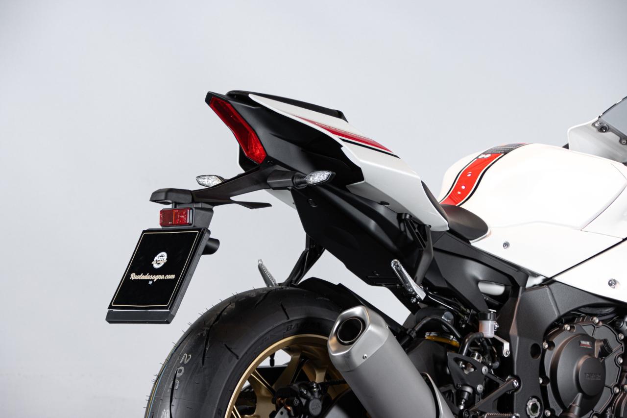 2023 Yamaha R1 60&deg;th ANNIVERSARIO