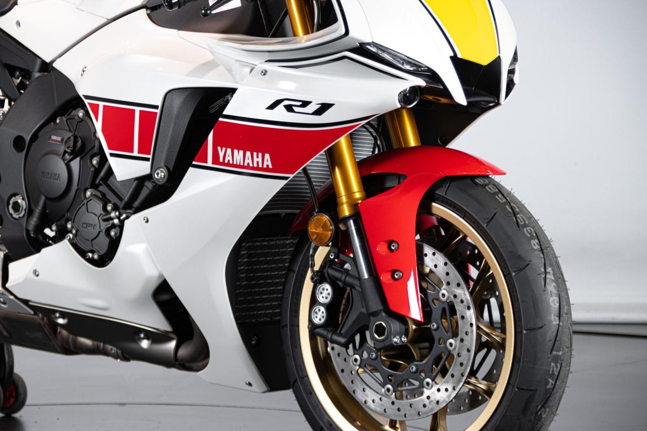 2023 Yamaha R1 60&deg;th ANNIVERSARIO