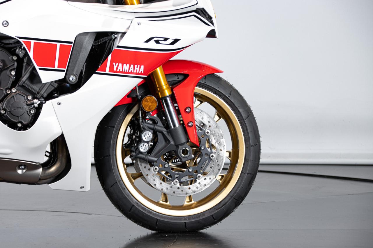 2023 Yamaha R1 60&deg;th ANNIVERSARIO