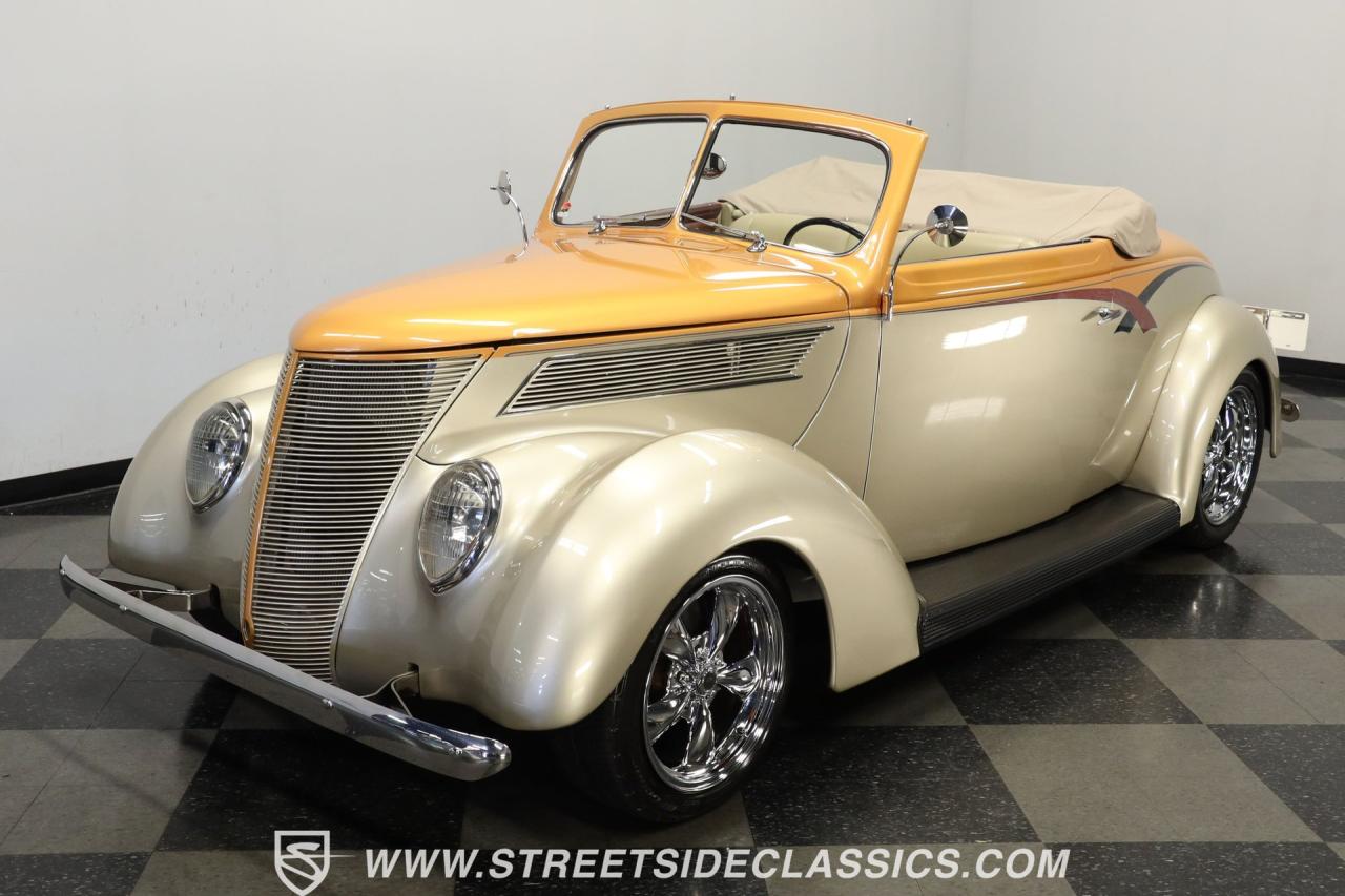 1937 Ford Cabriolet Rumble Seat