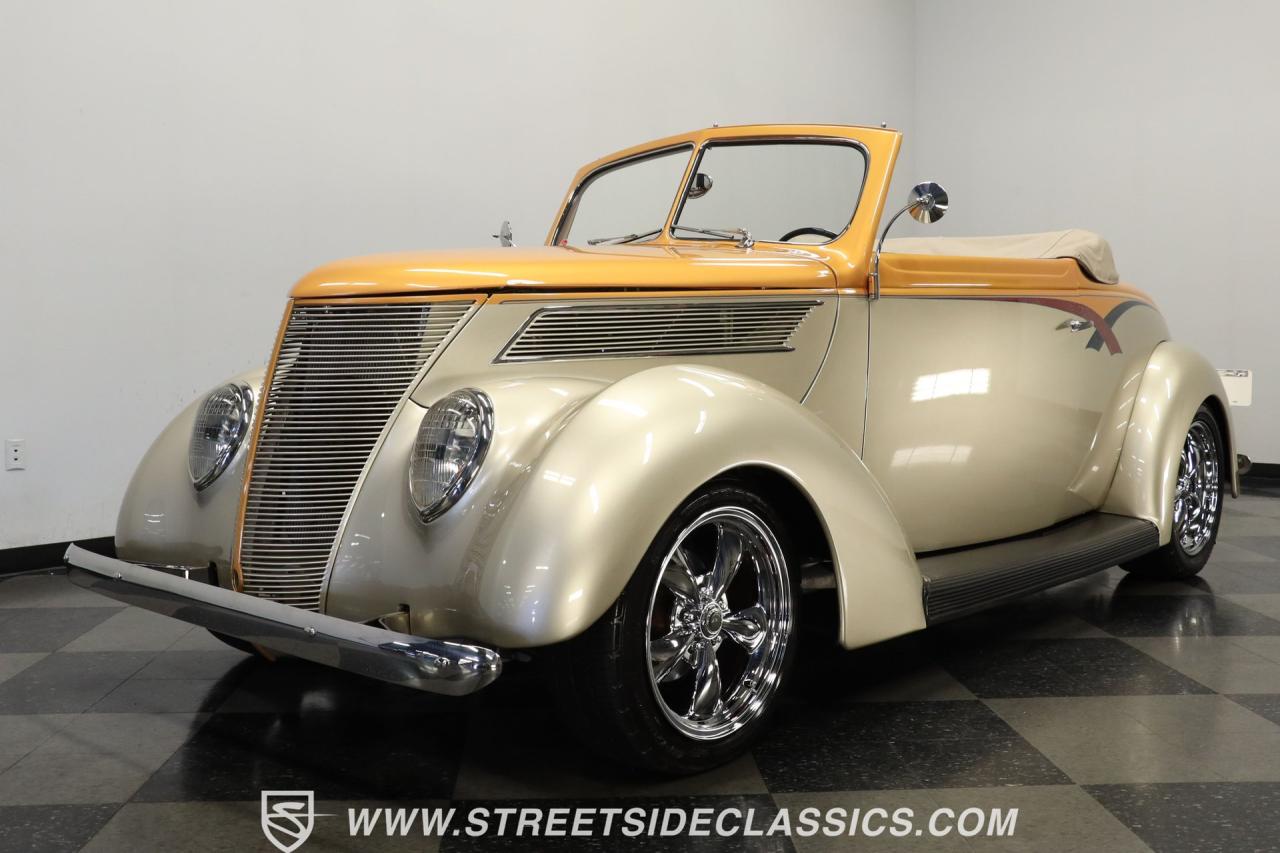 1937 Ford Cabriolet Rumble Seat