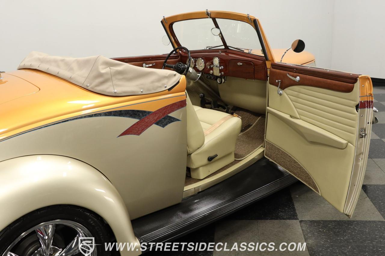 1937 Ford Cabriolet Rumble Seat