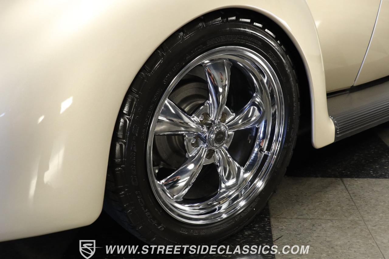 1937 Ford Cabriolet Rumble Seat