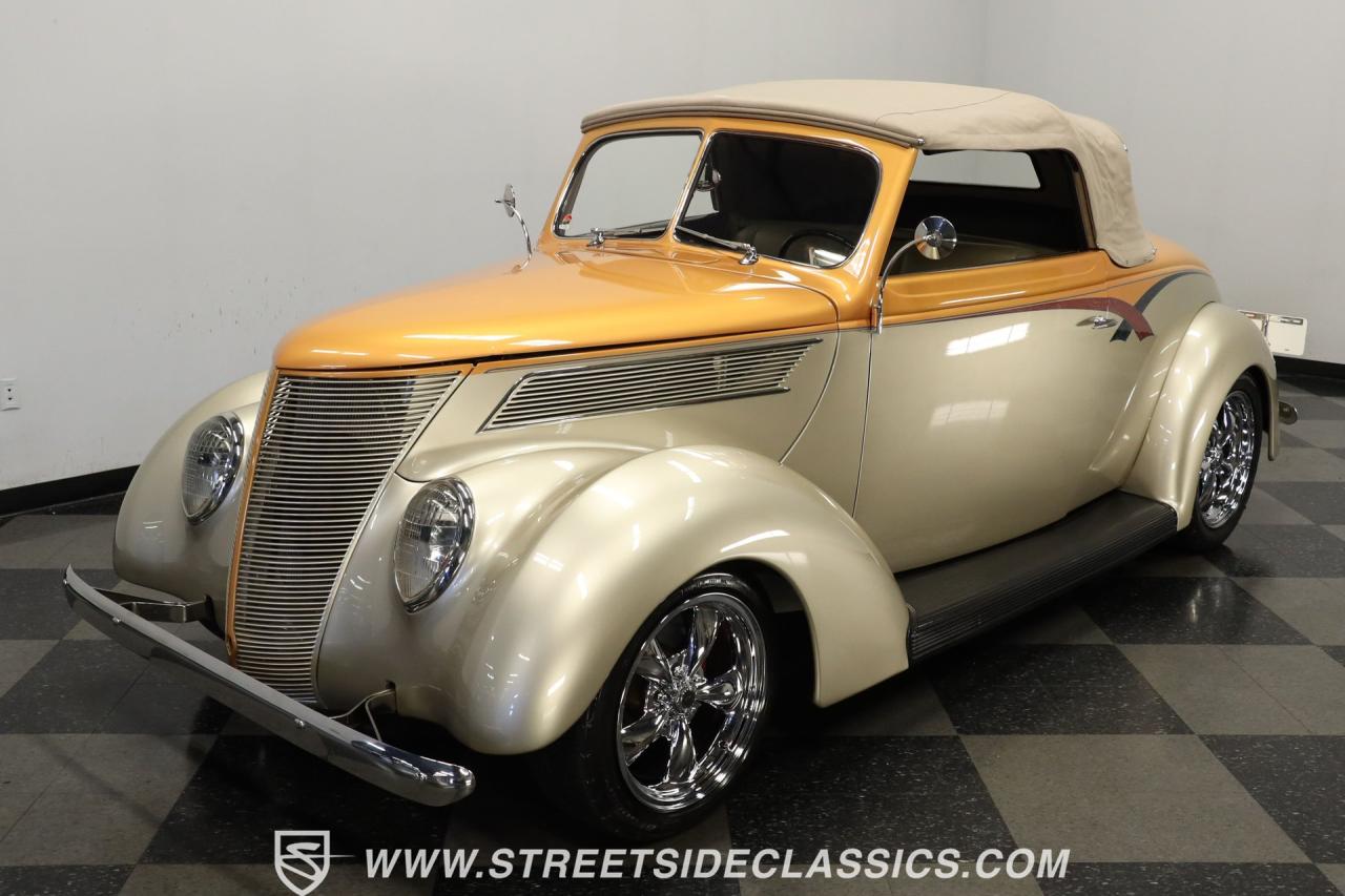 1937 Ford Cabriolet Rumble Seat