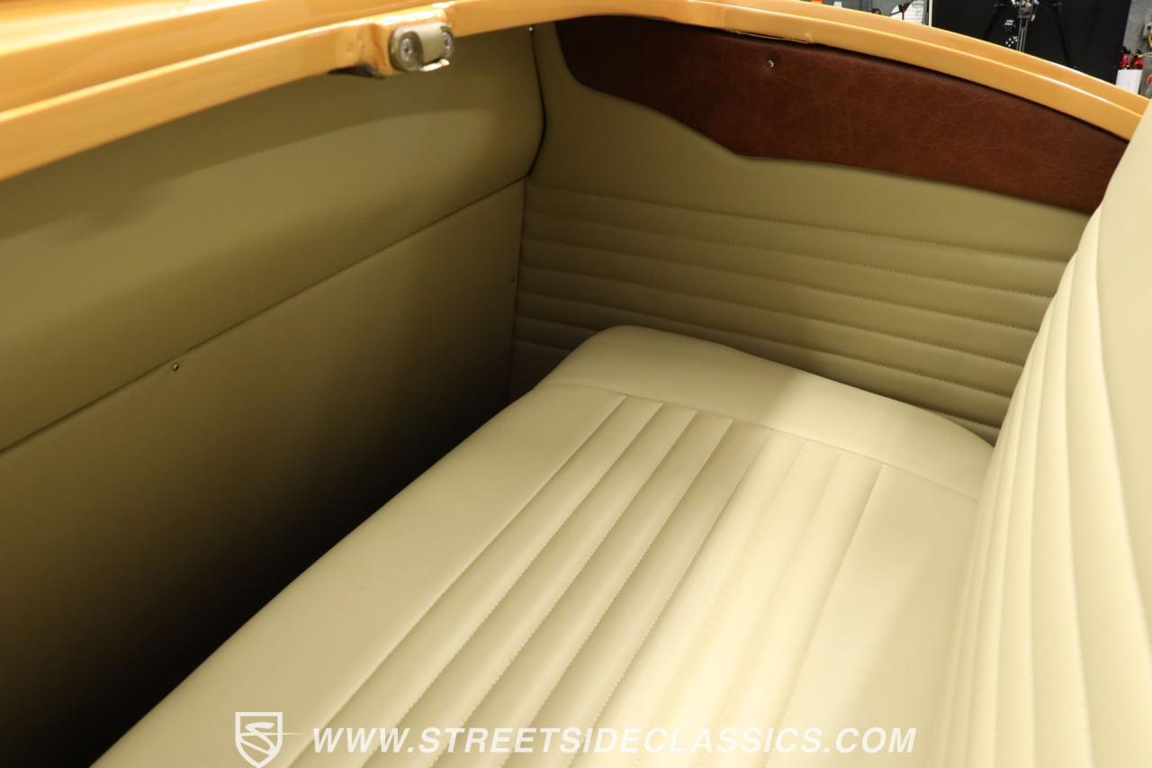 1937 Ford Cabriolet Rumble Seat