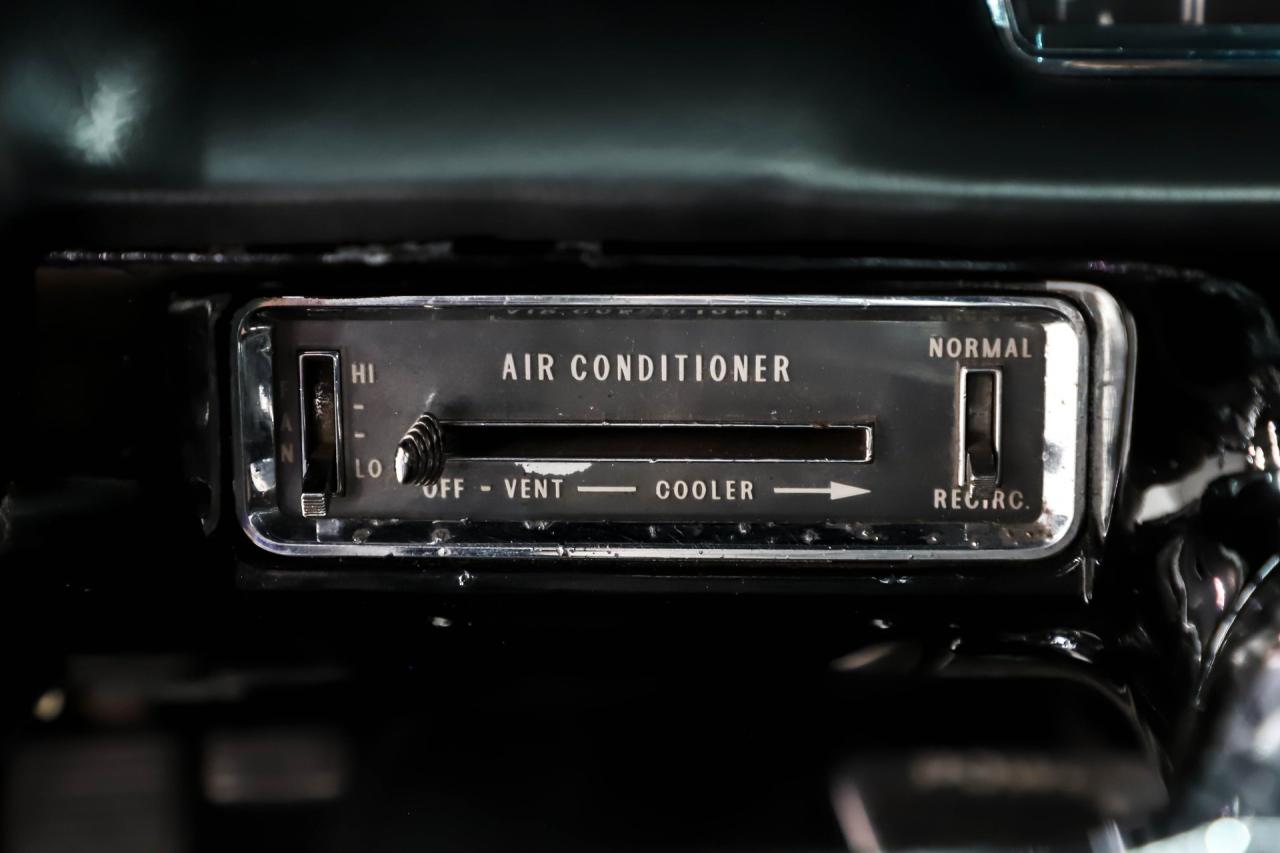 1959 Cadillac Coupe DeVille