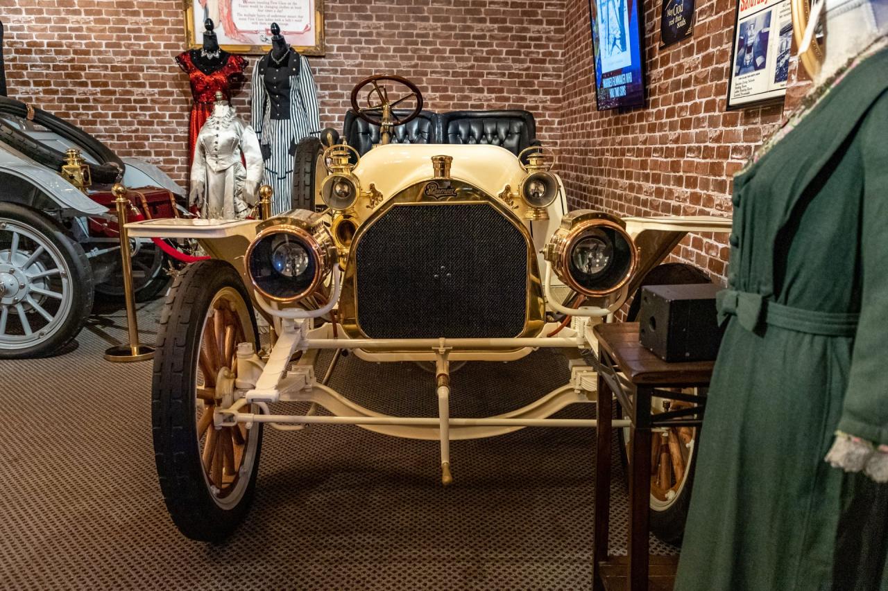 1907 Premier Model 24