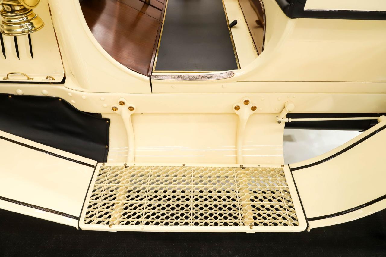 1907 Premier Model 24
