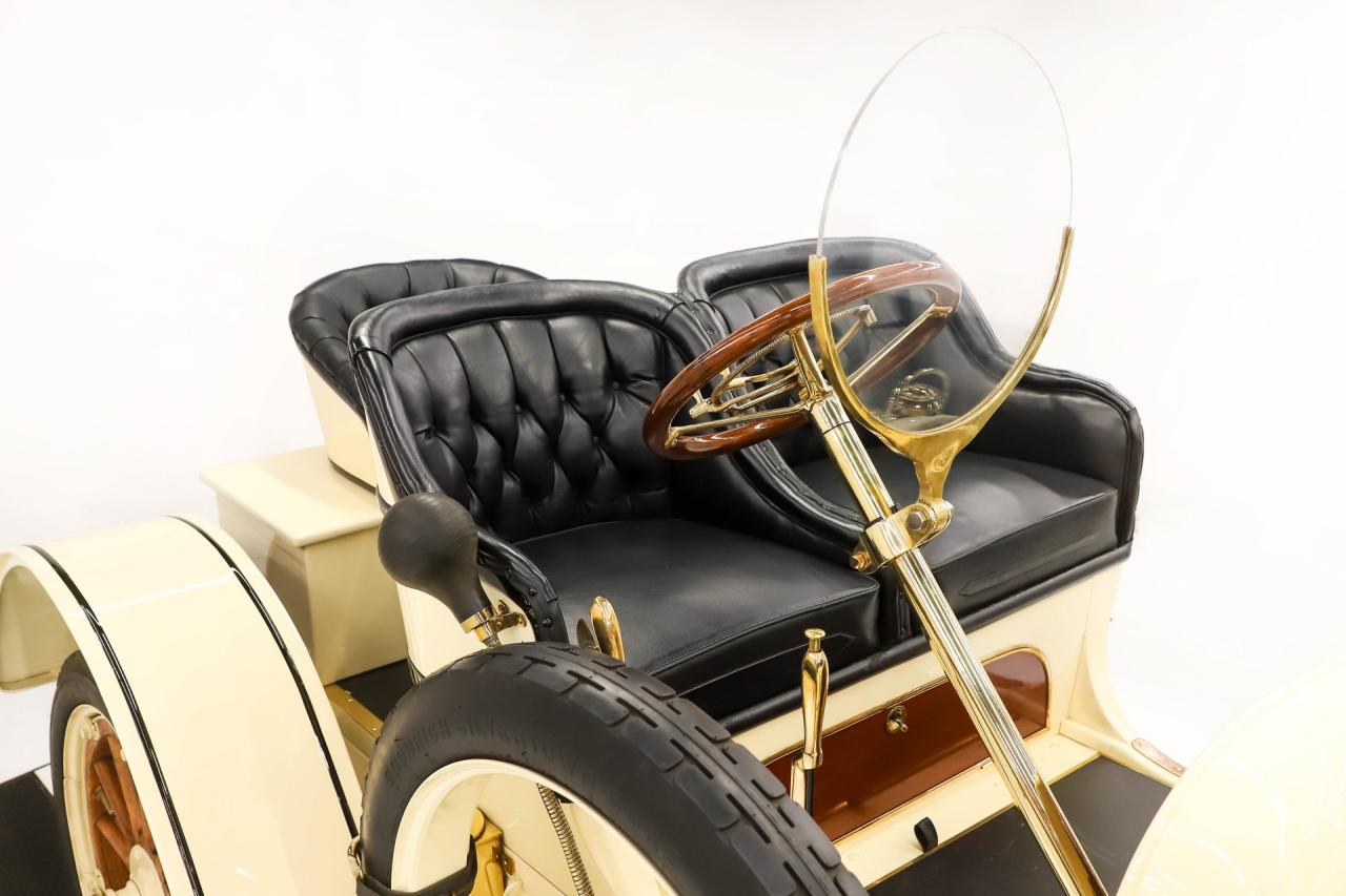 1907 Premier Model 24