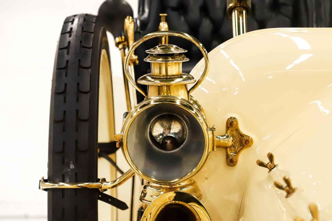 1907 Premier Model 24