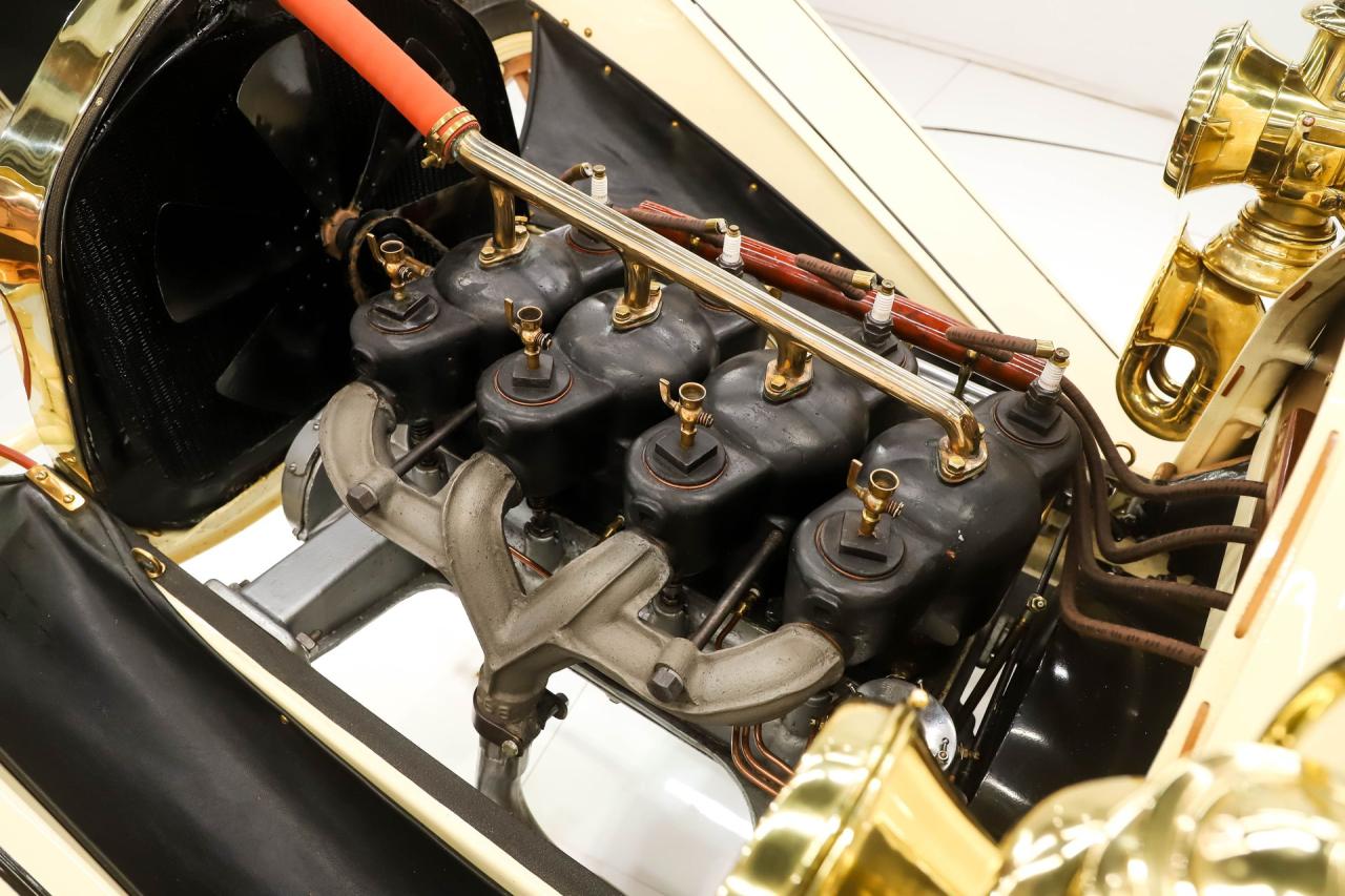 1907 Premier Model 24