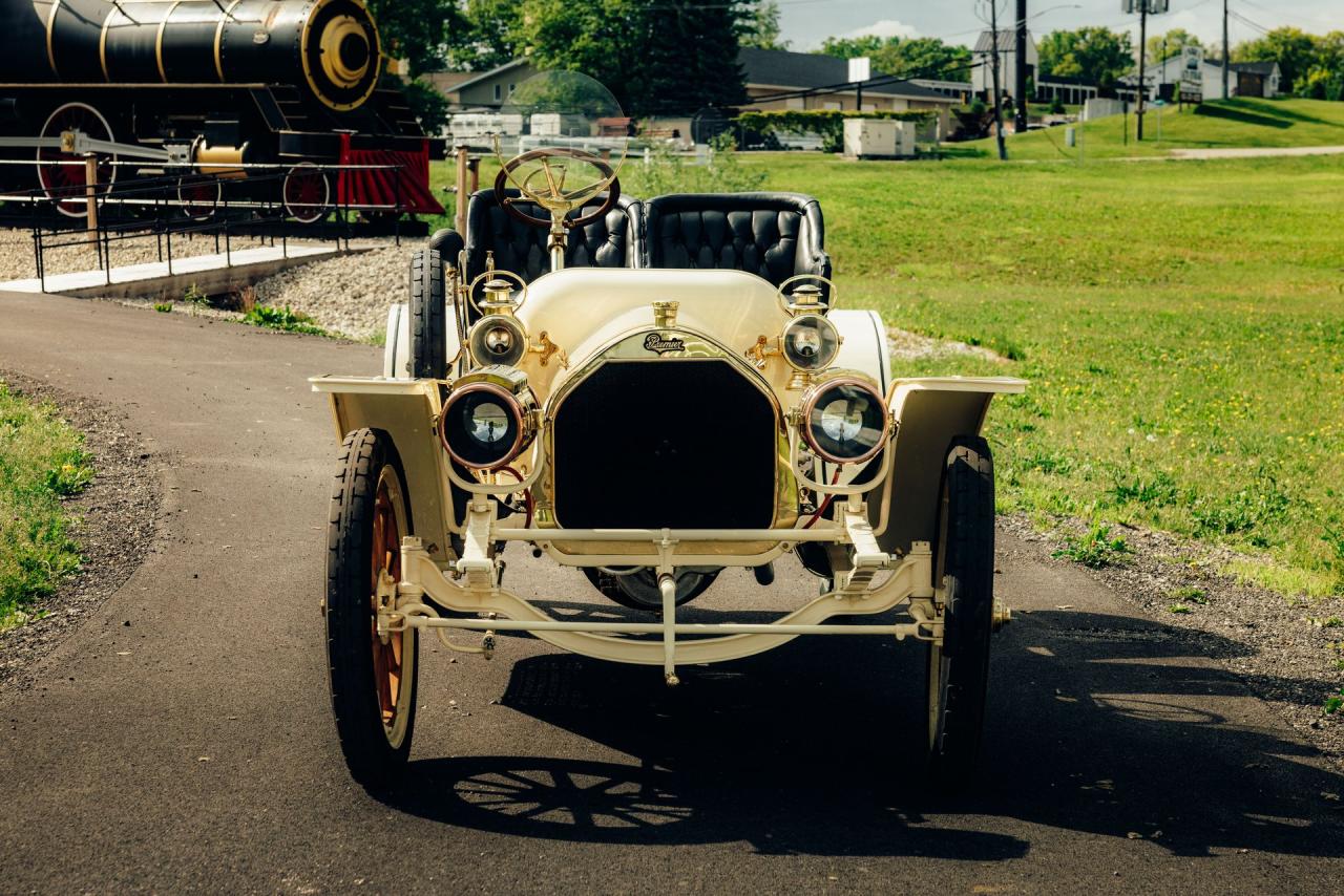 1907 Premier Model 24