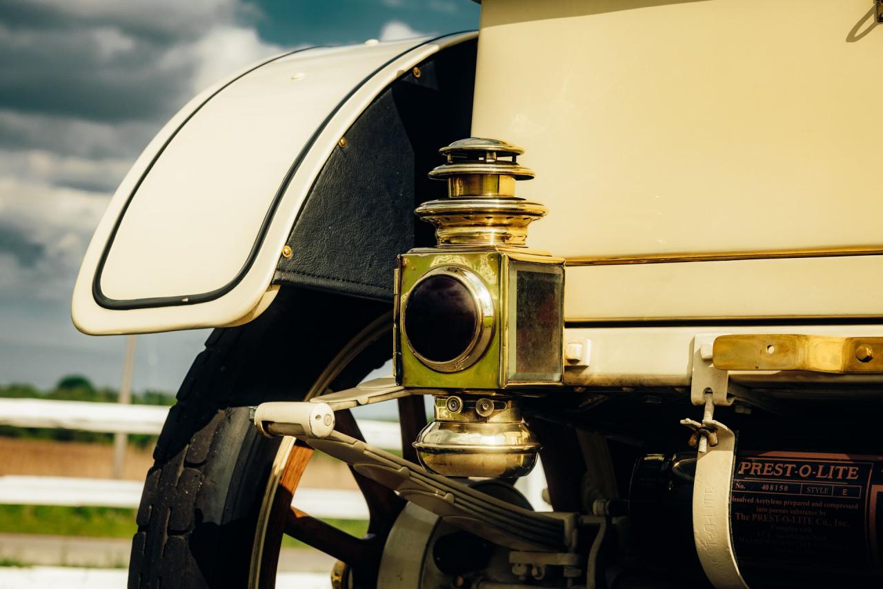 1907 Premier Model 24