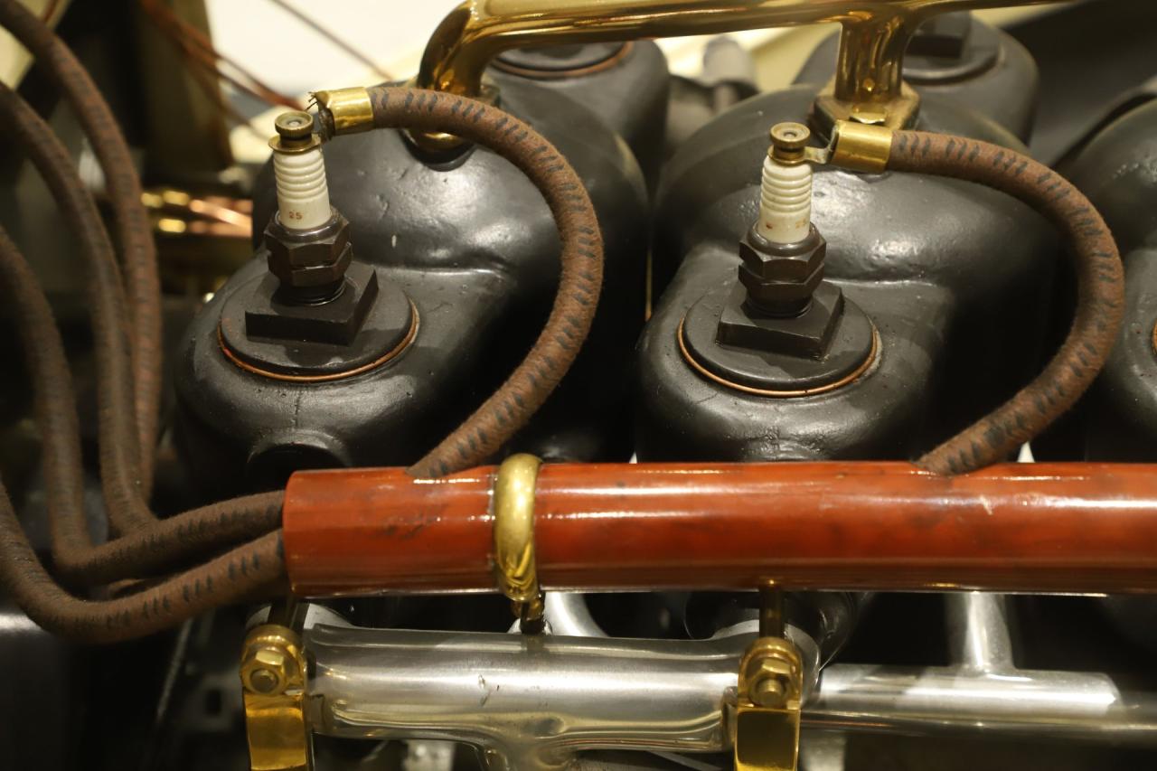 1907 Premier Model 24