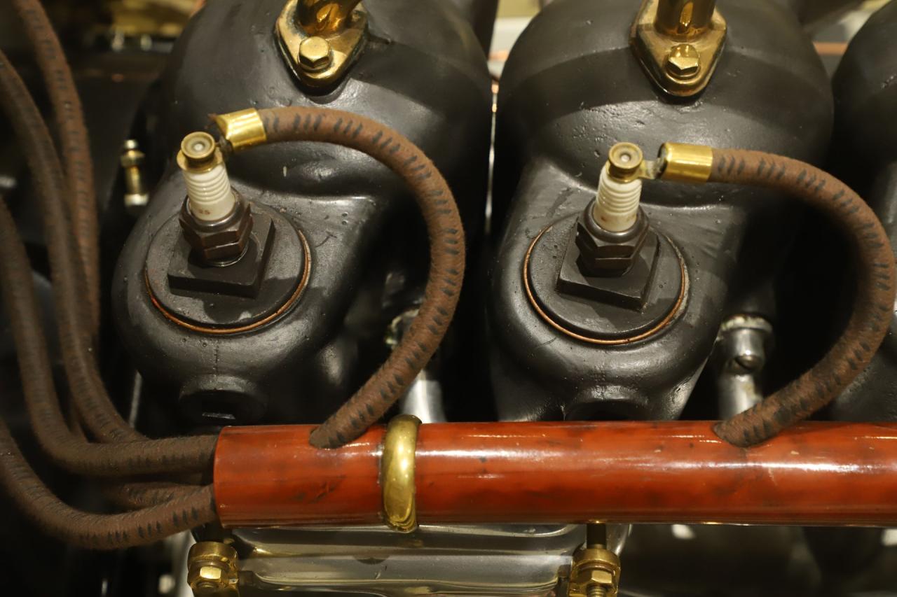 1907 Premier Model 24