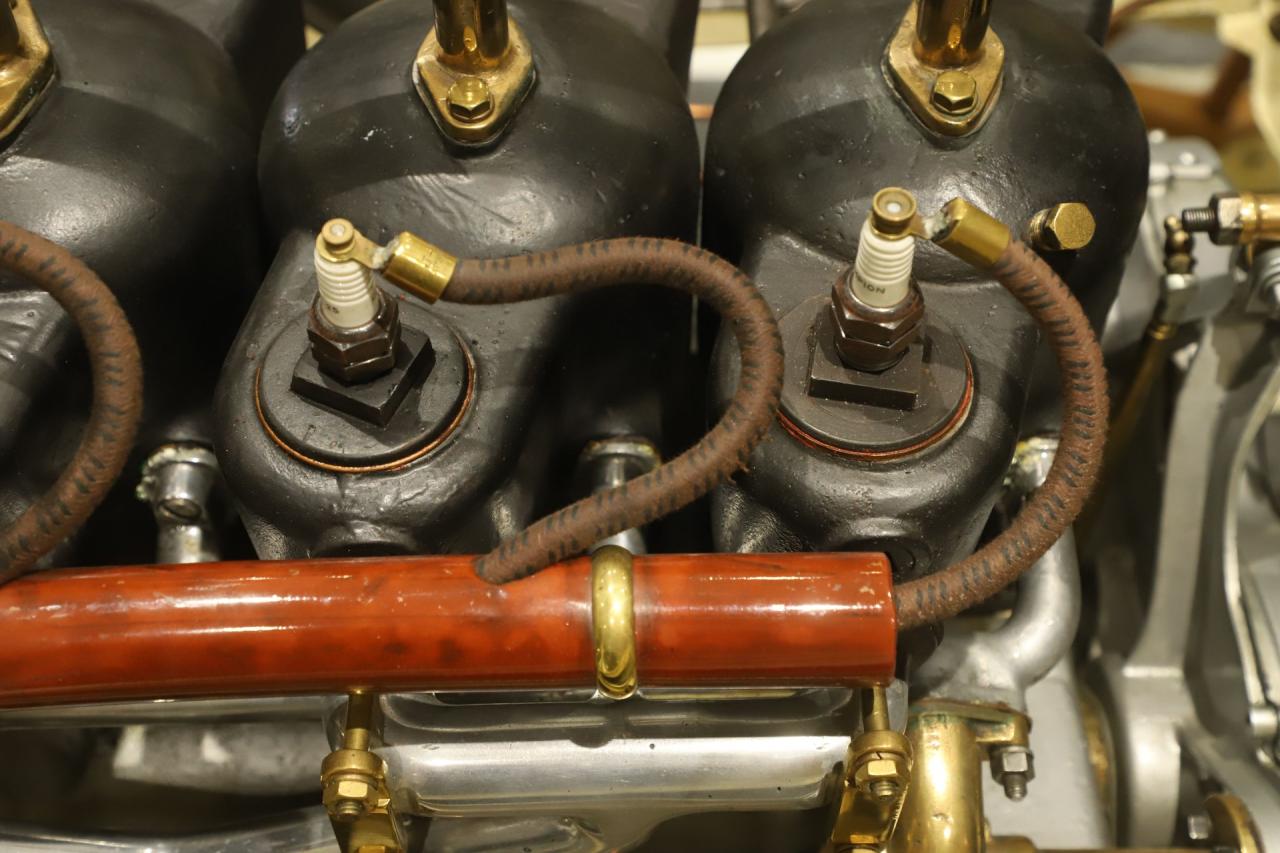 1907 Premier Model 24