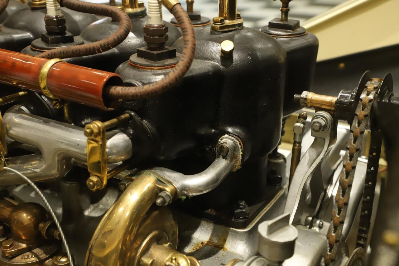 1907 Premier Model 24