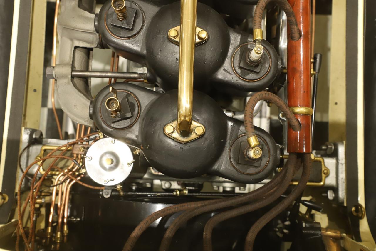 1907 Premier Model 24