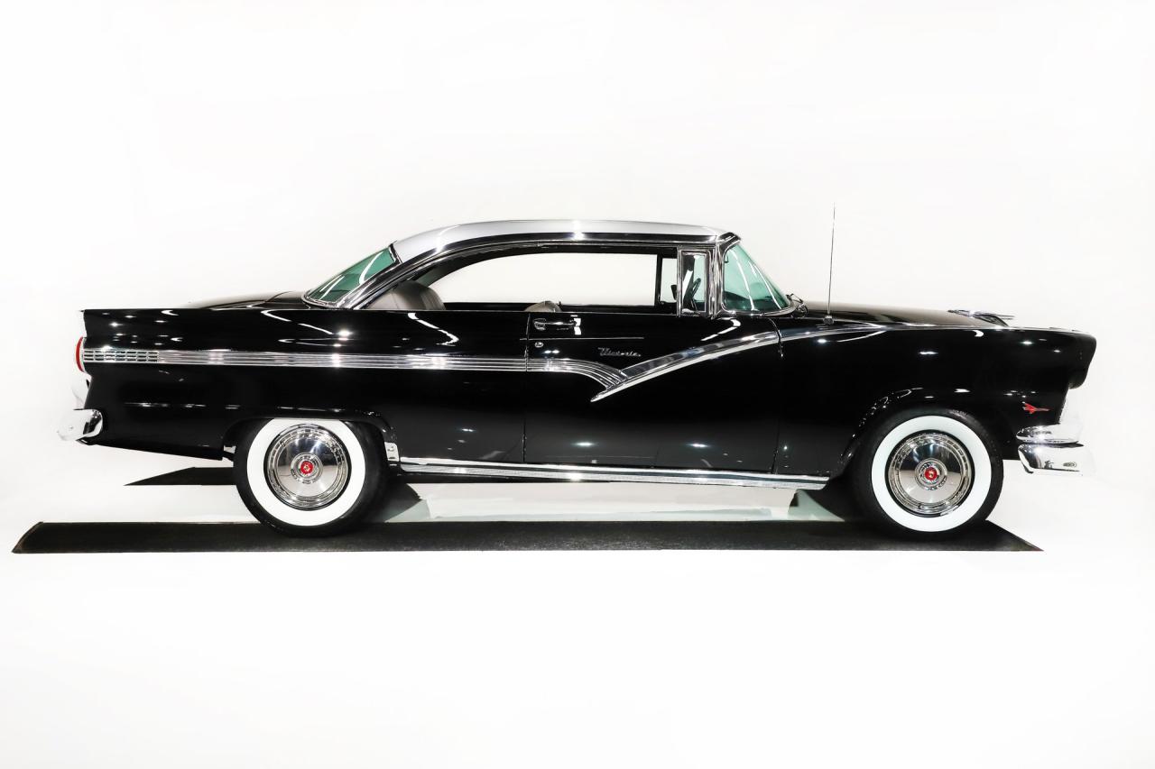 1956 Ford Victoria