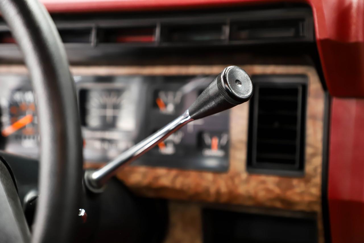 1985 Ford F150 XLT Lariat