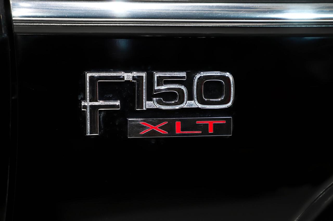 1985 Ford F150 XLT Lariat