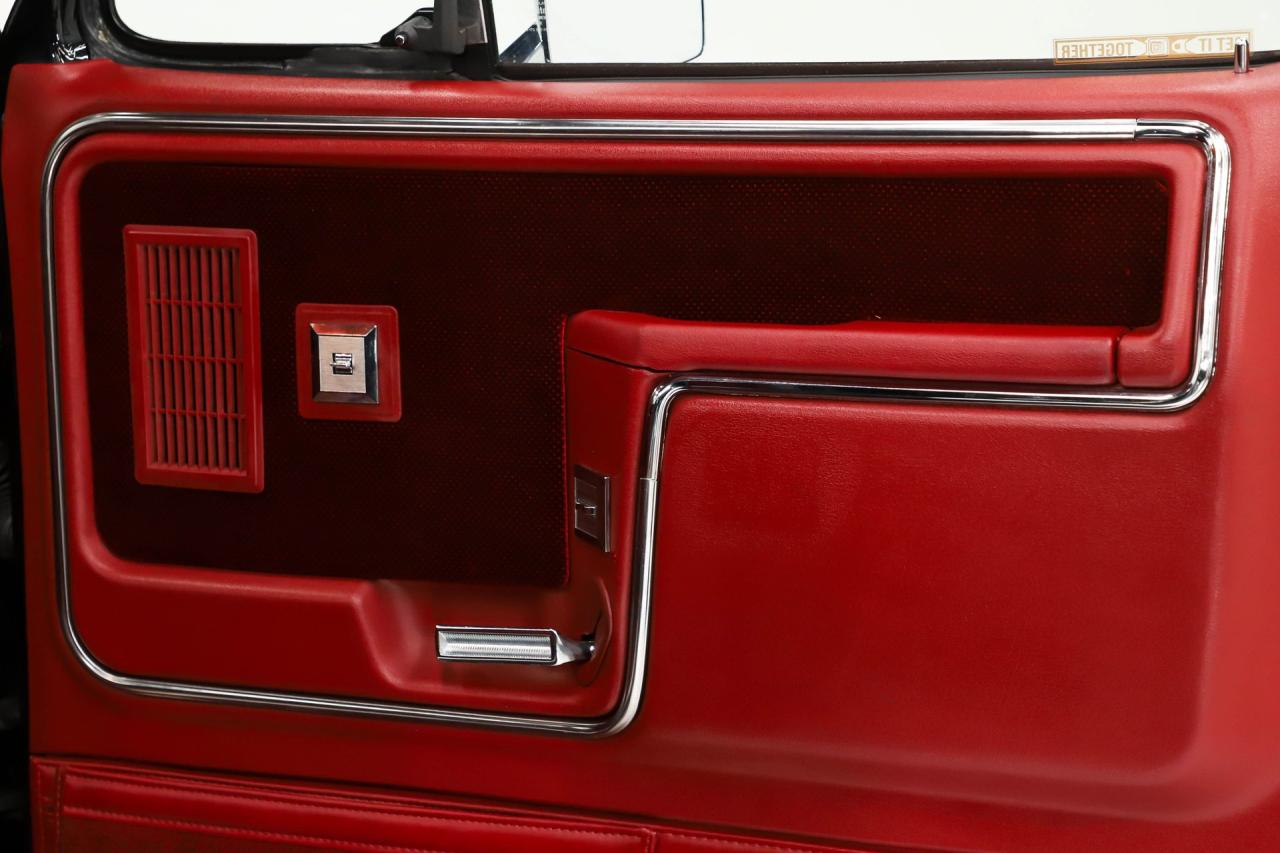 1985 Ford F150 XLT Lariat