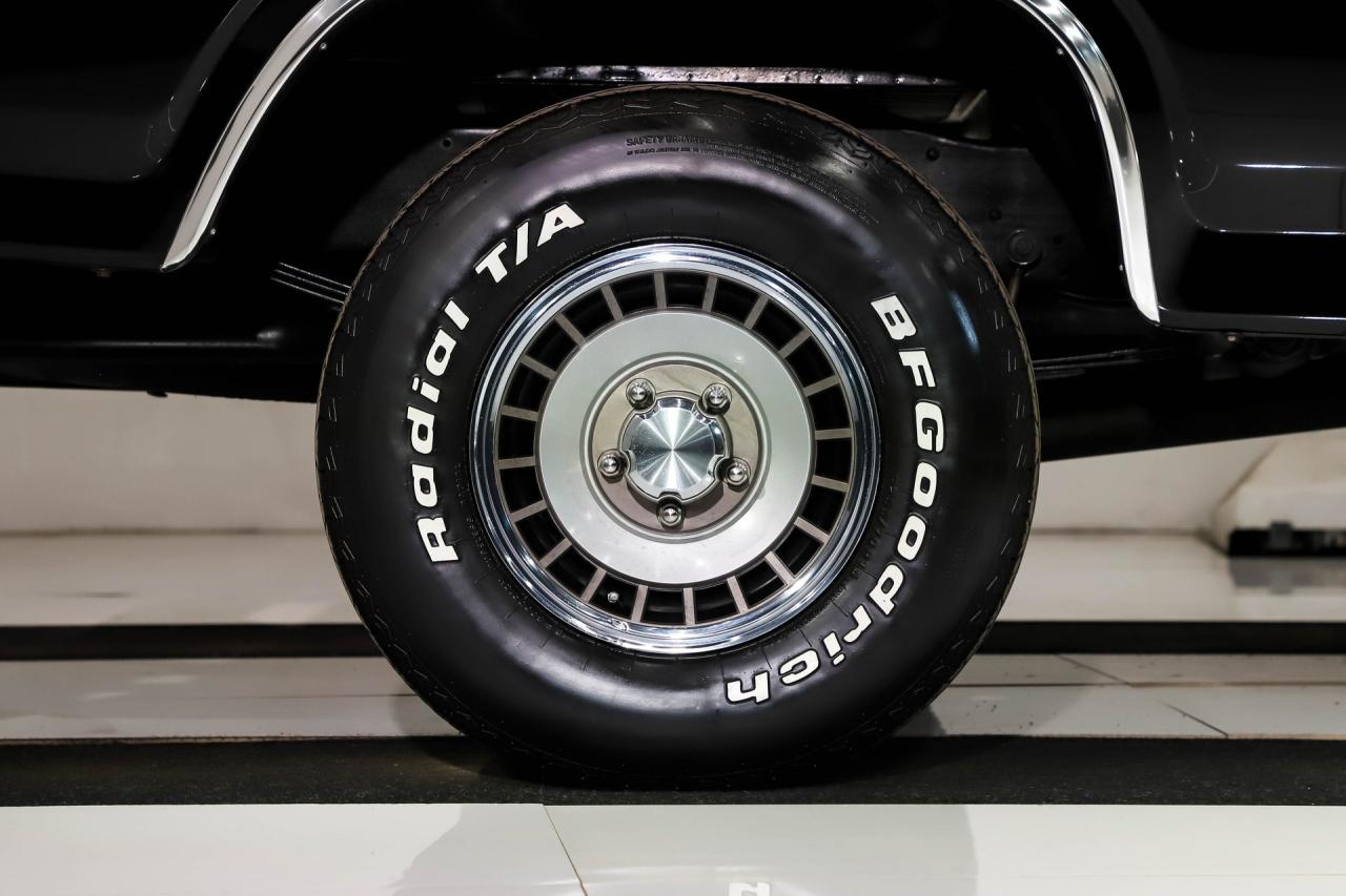 1985 Ford F150 XLT Lariat