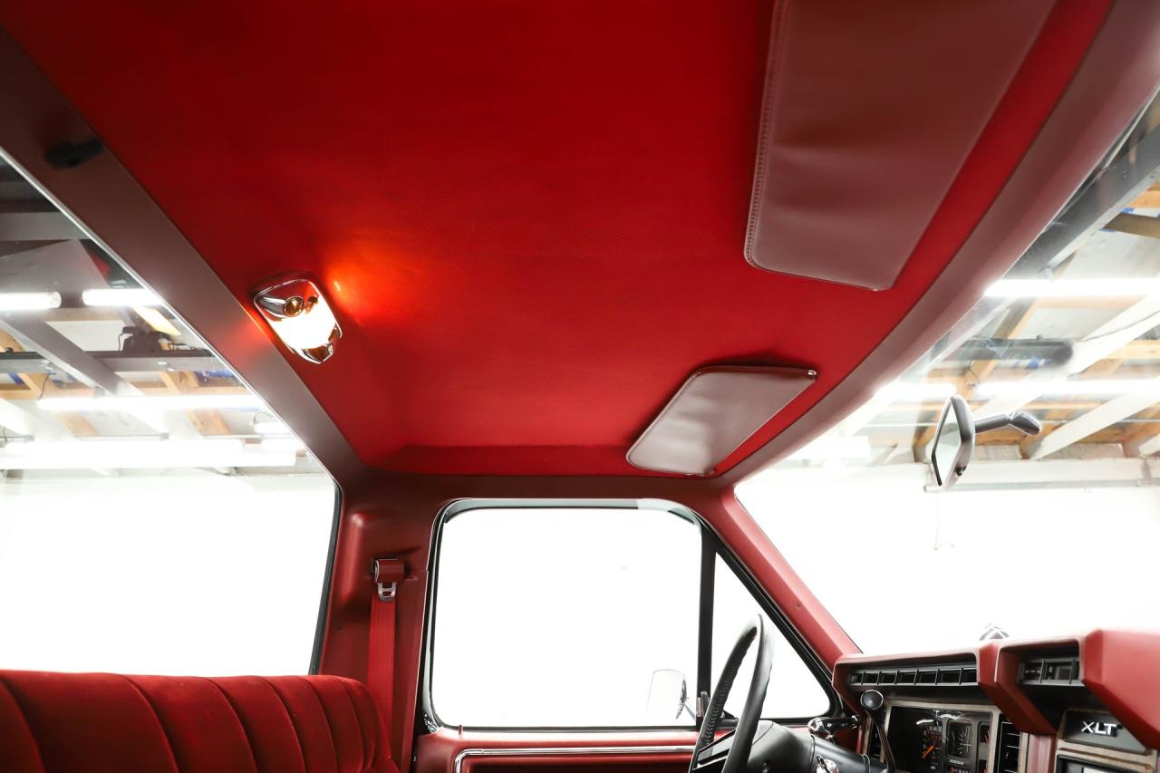 1985 Ford F150 XLT Lariat