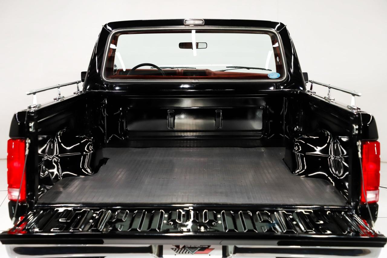 1985 Ford F150 XLT Lariat